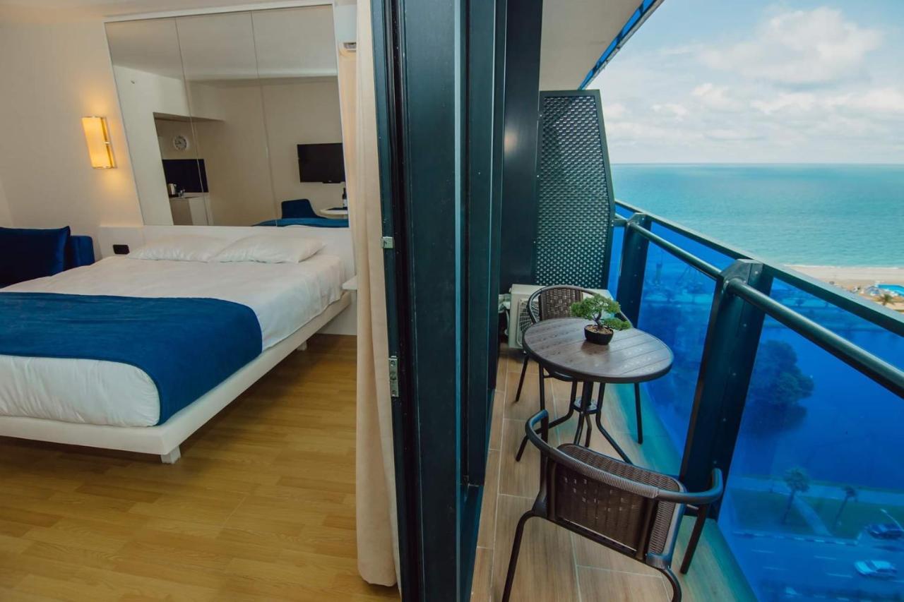 Nuage - 1St Line Sea View Apartments 巴统 外观 照片